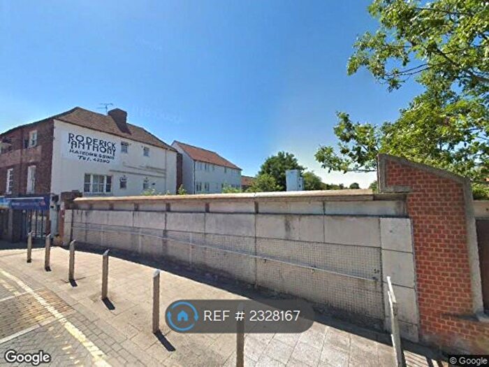 1 Bedroom Flat To Rent In Bartholomew Street, Newbury, RG14