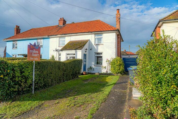 3 Bedroom Property For Sale In The Place, Woolage Village, CT4