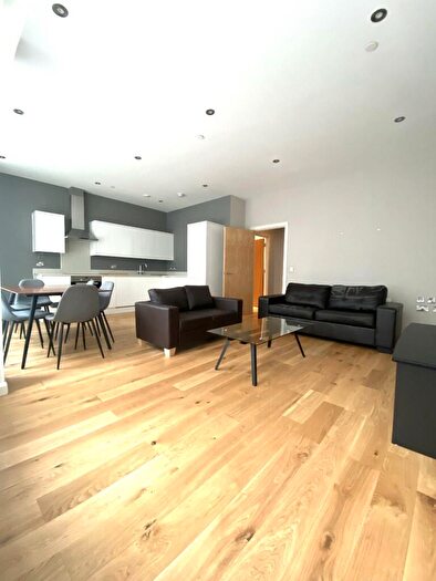 2 Bedroom Apartment To Rent In Lansdowne Road, Croydon, London, CR0