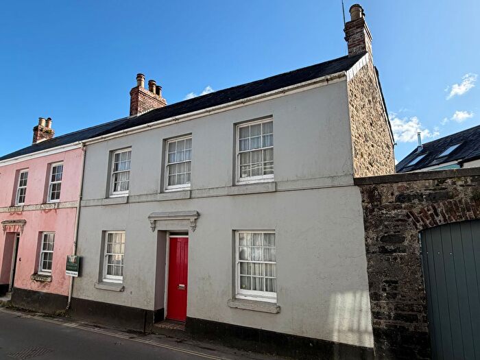 3 Bedroom Semi Detached House For Sale In Totnes Road, South Brent, TQ10