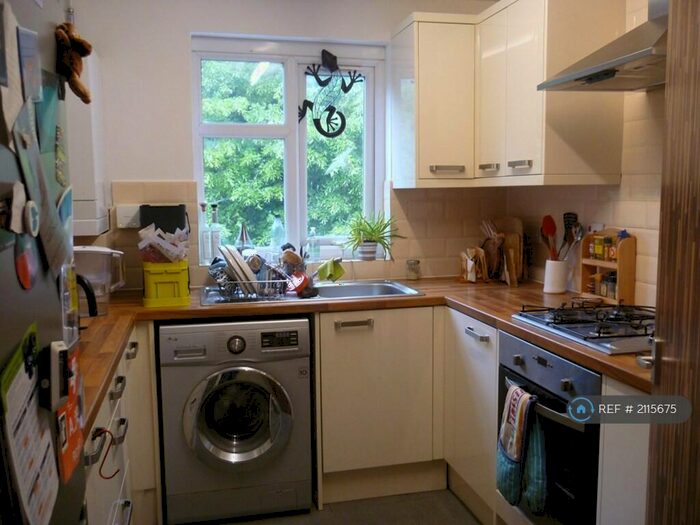 2 Bedroom Flat To Rent In Dennis Road, Cambridge, CB5