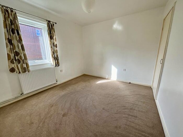 2 Bedroom Apartment To Rent In Ruskin Close, Didcot, Oxfordshire, OX11