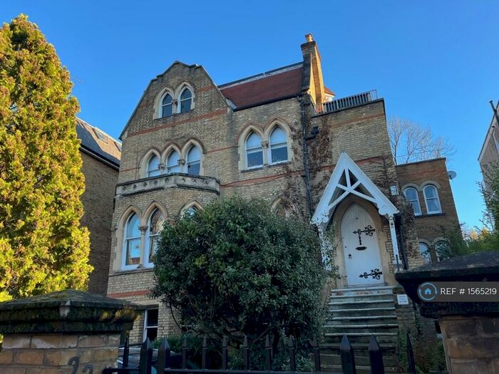 2 Bedroom Flat To Rent In Crescent Road, London, N8