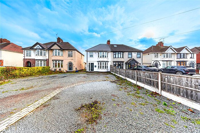 3 Bedroom Semi Detached House For Sale In The Long Shoot, Nuneaton, Warwickshire, CV11