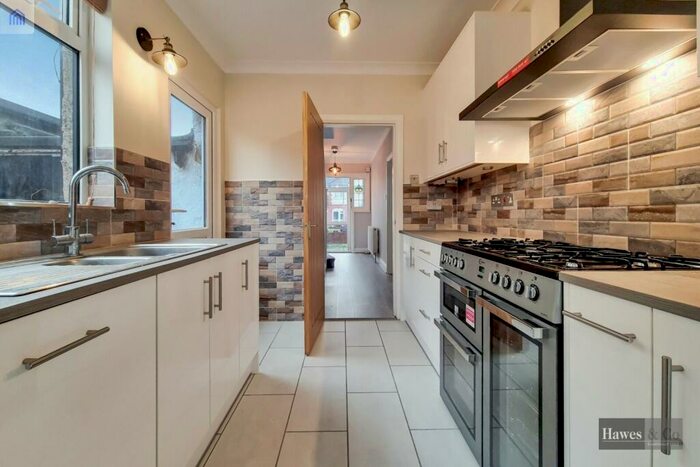 3 Bedroom Semi-Detached House To Rent In Hamilton Avenue, Surbiton, KT6