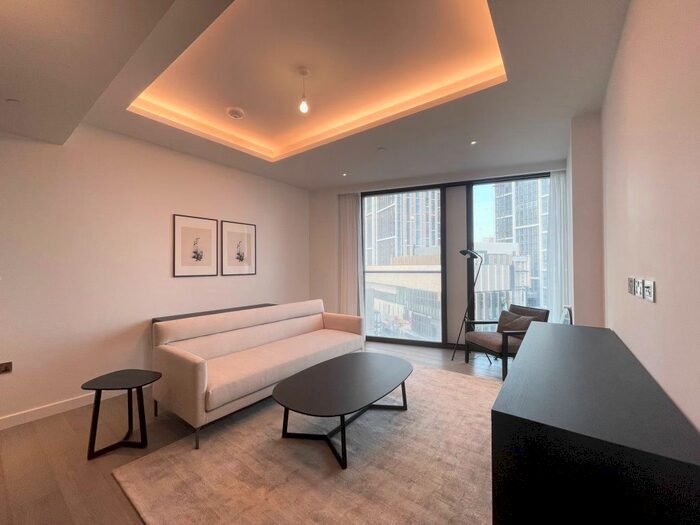 2 Bedroom Flat To Rent In Carnation Way, London, SW8