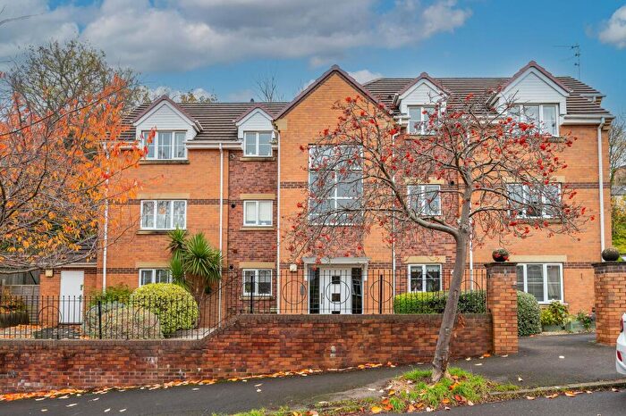 2 Bedroom Flat For Sale In Tadcaster Road, Sheffield, S8