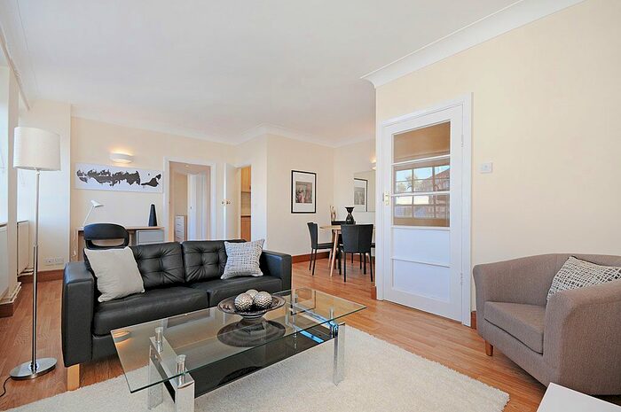 1 Bedroom Flat To Rent In Inverness Terrace, Bayswater, London, W2