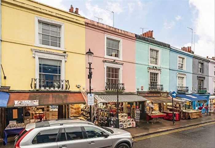 2 Bedroom Maisonette To Rent In Portobello Road, Notting Hill, W11