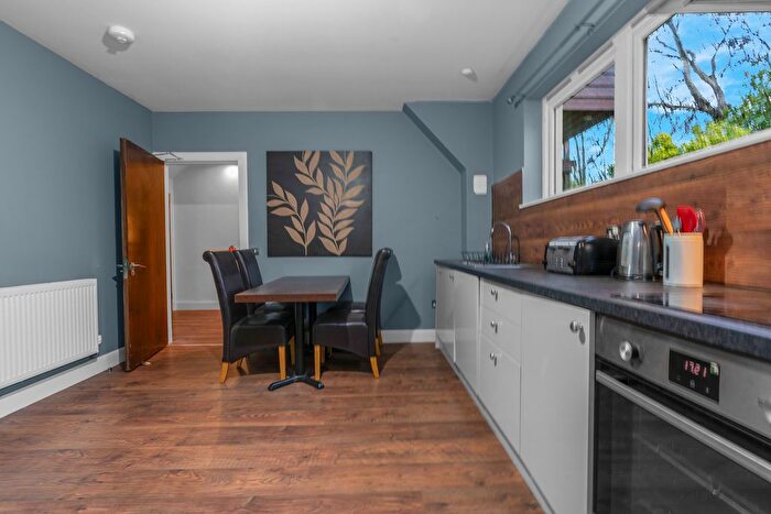 3 Bedroom Detached House To Rent In Craigmillar Park, Newington, Edinburgh, EH16