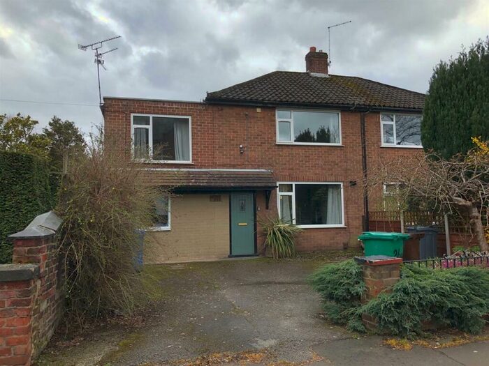 4 Bedroom Semi-Detached House To Rent In Derby Road, Fallowfield, M14