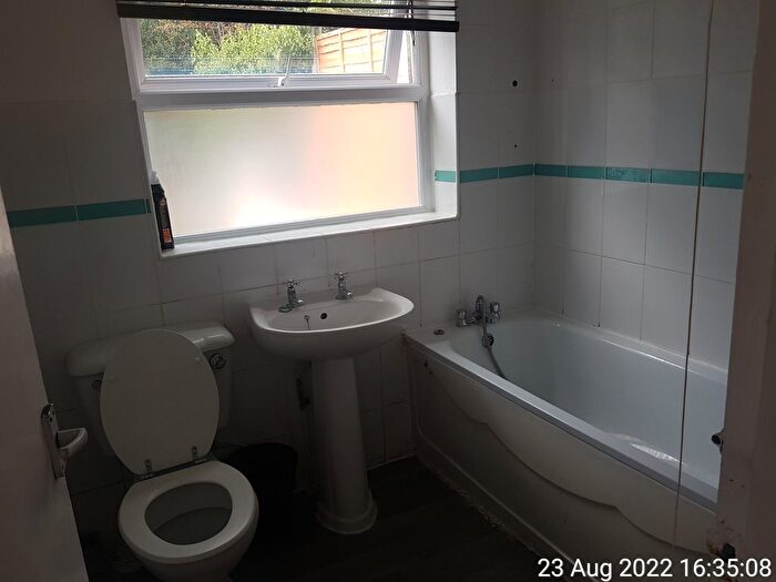 4 Bedroom Semi Detached House To Rent In Chester Street, Oxford, OX4