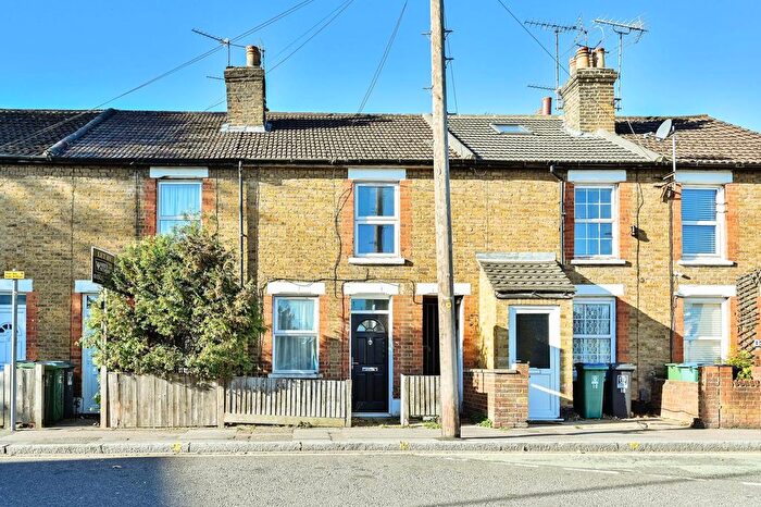 2 Bedroom Terraced House For Sale In Fearnley Street, Watford, Rd, Watford, WD18
