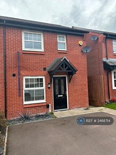 3 Bedroom Semi-Detached House To Rent In Satin Drive, Middleton, Manchester, M24