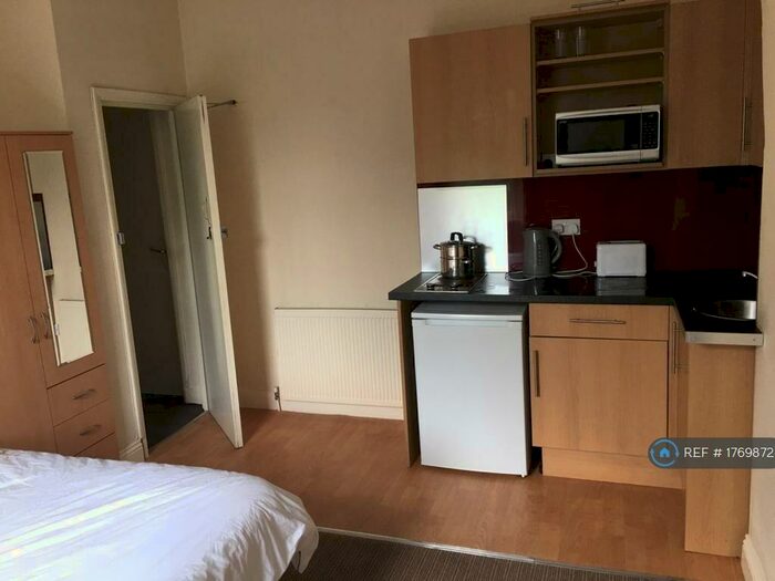 Studio To Rent In Holyhead Road, Coventry, CV1