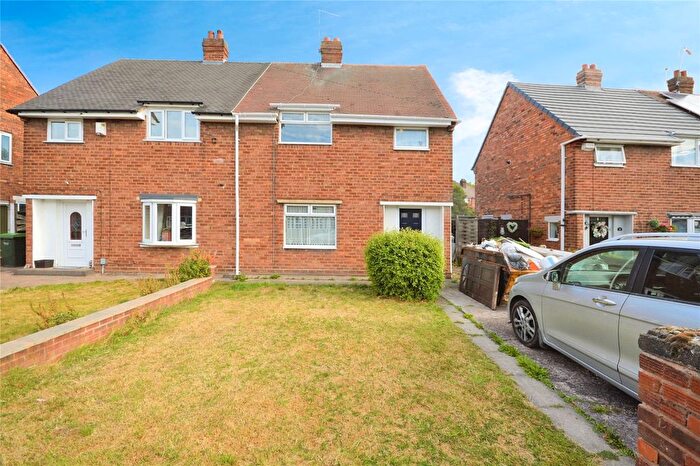 2 Bedroom Semi-Detached House To Rent In Yew Tree Lane, Wednesbury, West Midlands, WS10