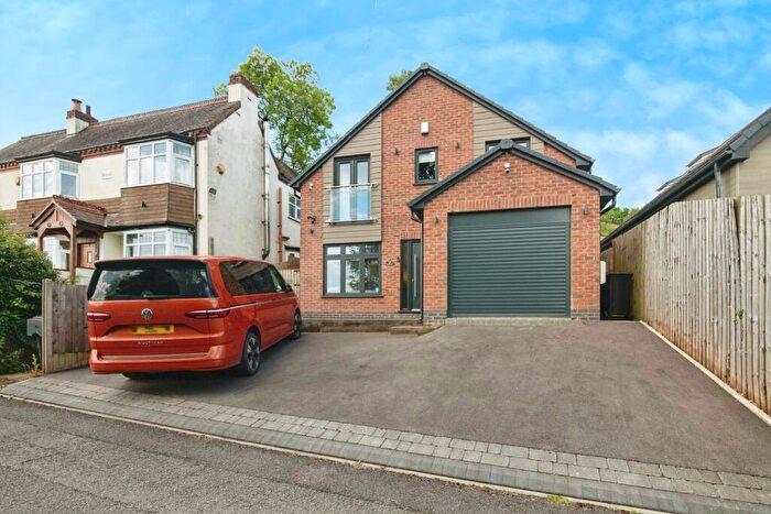 3 Bedroom Detached House For Sale In Dark Lane, Romsley, Halesowen, Worcestershire, B62