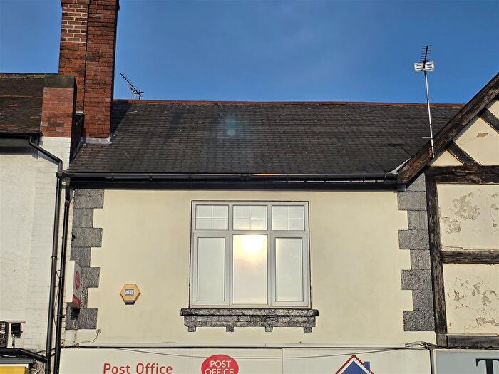 3 Bedroom Flat To Rent In Great North Road, Woodlands, Doncaster, DN6