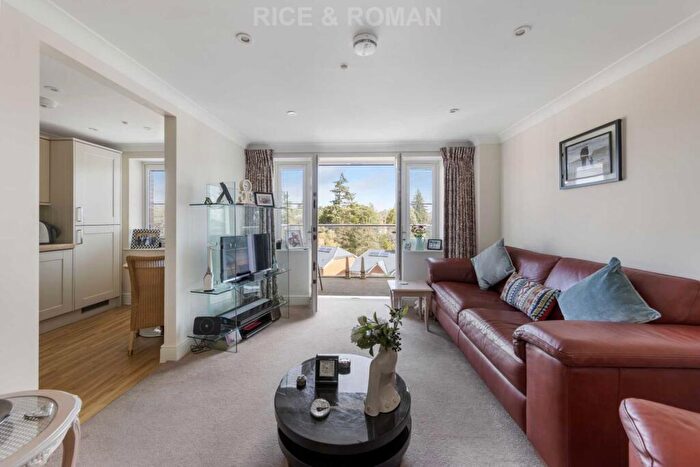 2 Bedroom Retirement Property For Sale In Lynwood Village, Ascot, SL5