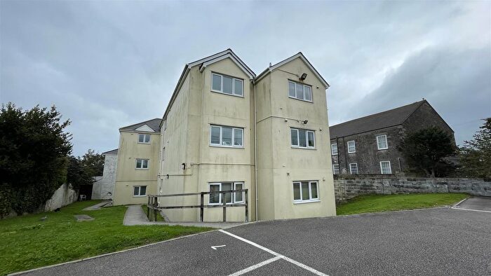 1 Bedroom Flat For Sale In Breaview Park Lane, Pool, Redruth, TR15