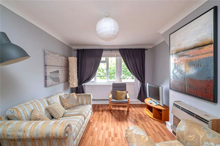 3 Bedroom Apartment To Rent In Winkley Court, St James's Lane, Muswell Hill, London, N10