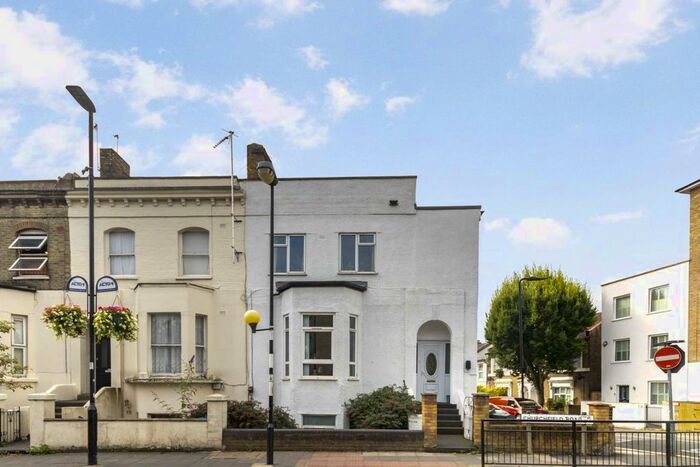 2 Bedroom Flat To Rent In Churchfield Road, London, W3