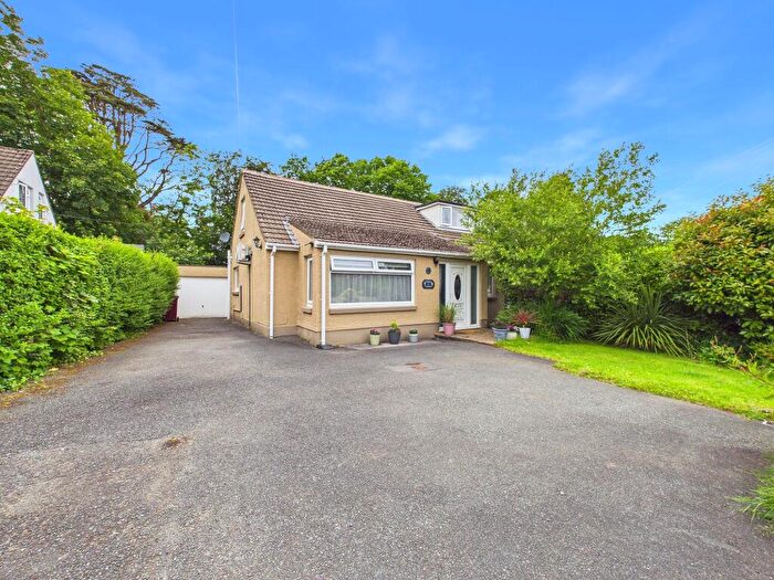 4 Bedroom Semi-Detached Bungalow For Sale In Merlins Avenue, Haverfordwest, SA61