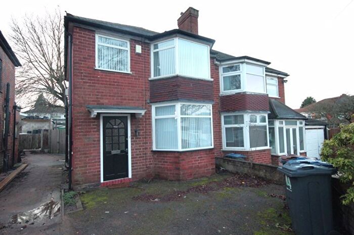 3 Bedroom Semi-Detached House To Rent In Millington Road, Hodgehill, Birmingham, B36