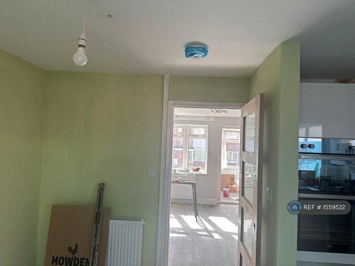 2 Bedroom Terraced House To Rent In Brewster Close, Coventry, CV2