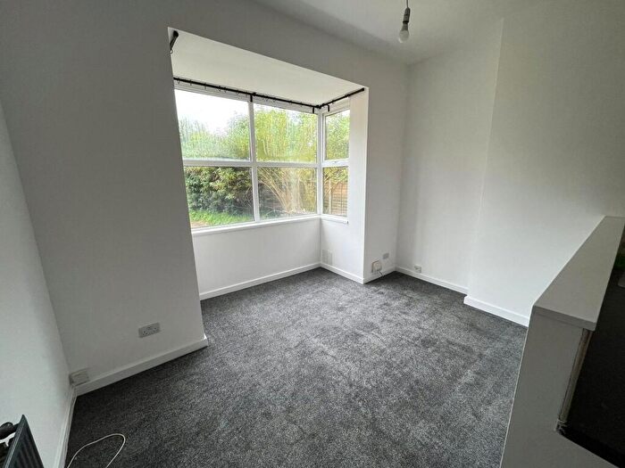 1 Bedroom Flat To Rent In Marlborough Avenue, Princes Avenue, Hull, East Riding Of Yorkshire, HU5