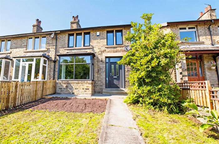 3 Bedroom Semi-Detached House For Sale In Halifax Road, Ripponden, Sowerby Bridge, HX6