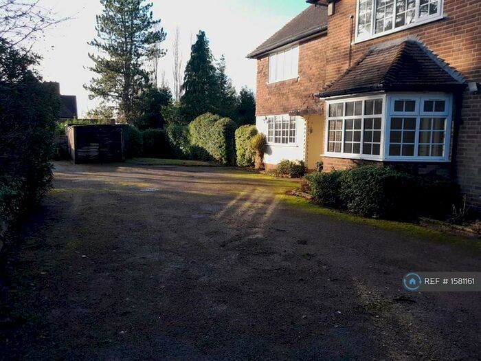 6 Bedroom Detached House To Rent In Rednal Road, Birmingham, B38