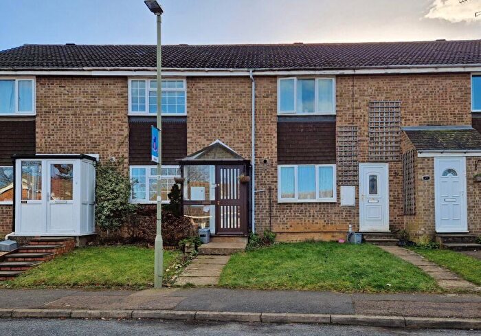 3 Bedroom Terraced House For Sale In Guernsey Way, Banbury, OX16