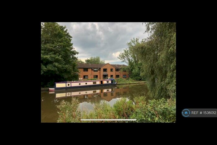 1 Bedroom Flat To Rent In Lower Kings Road, Berkhamsted, HP4