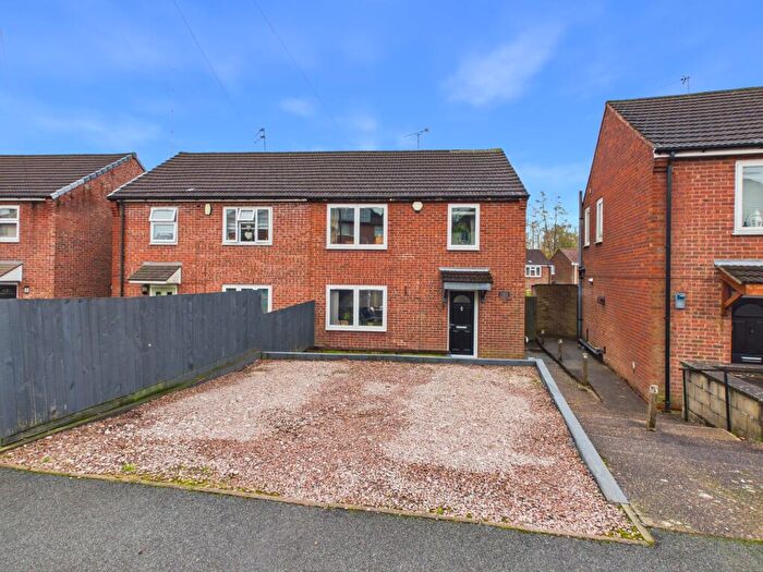 3 Bedroom Semi Detached House For Sale In Willesden Avenue, Mackworth, DE22