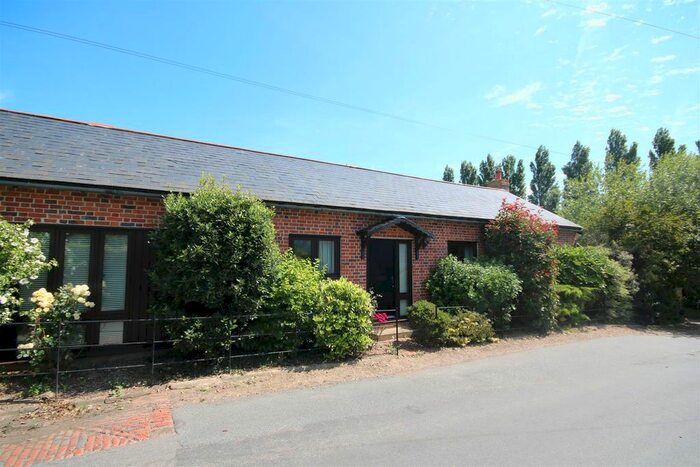3 Bedroom Detached House To Rent In North Stream, Marshside, Canterbury CT3