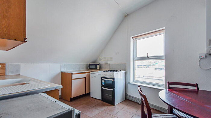 1 Bedroom Property To Rent In Cape Hill, Smethwick, Birmingham, B66