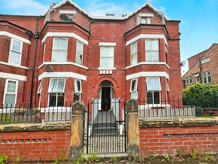 2 Bedroom Flat To Rent In Goulden Road, Didsbury, Manchester, M20