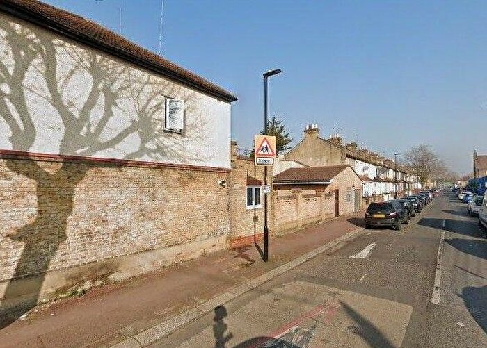 3 Bedroom Terraced House To Rent In Napier Road, London, E6