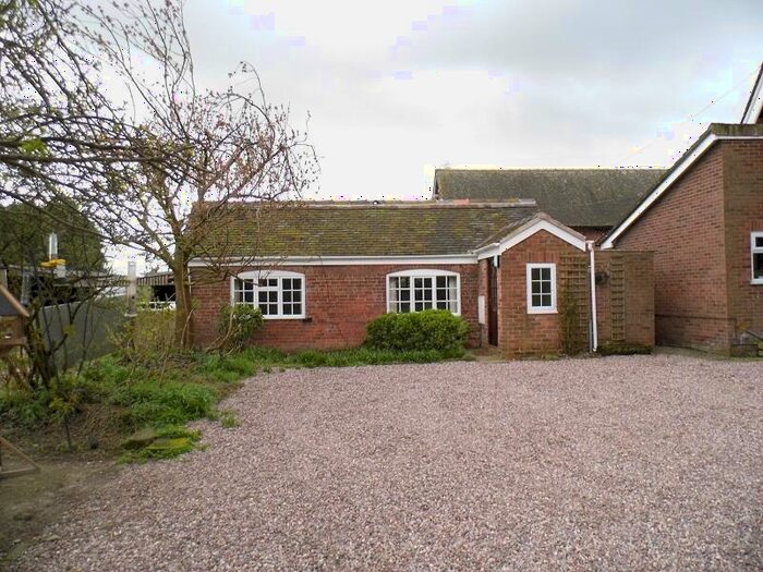 1 Bedroom Bungalow To Rent In Lane End Farm, Warmingham Road, Crewe, Cheshire, CW1
