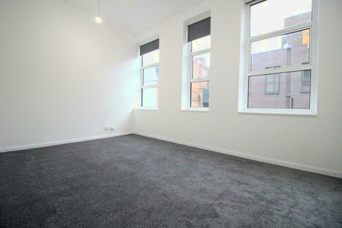 2 Bedroom Apartment To Rent In Bethnal Green Road, London, E2