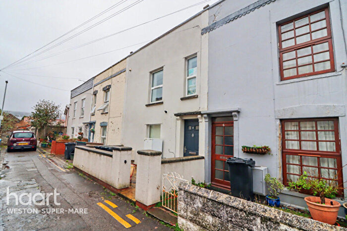 3 Bedroom Terraced House For Sale In Little George Street, Weston-Super-Mare, BS23
