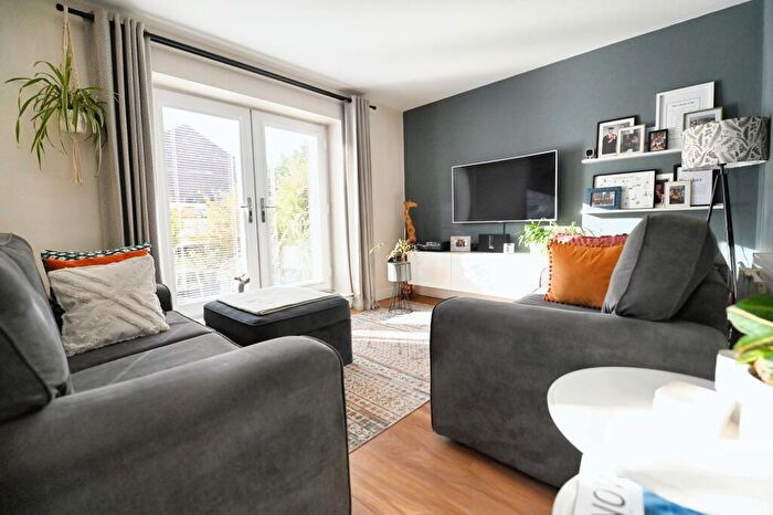 2 Bedroom Flat For Sale In Farrier Close, Swinton, M27