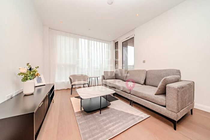 2 Bedroom Flat To Rent In Gasholder Place, London, SE11