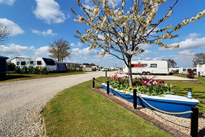 2 Bedroom Detached House For Sale In Brigg Road, Caistor, Market Rasen, LN7