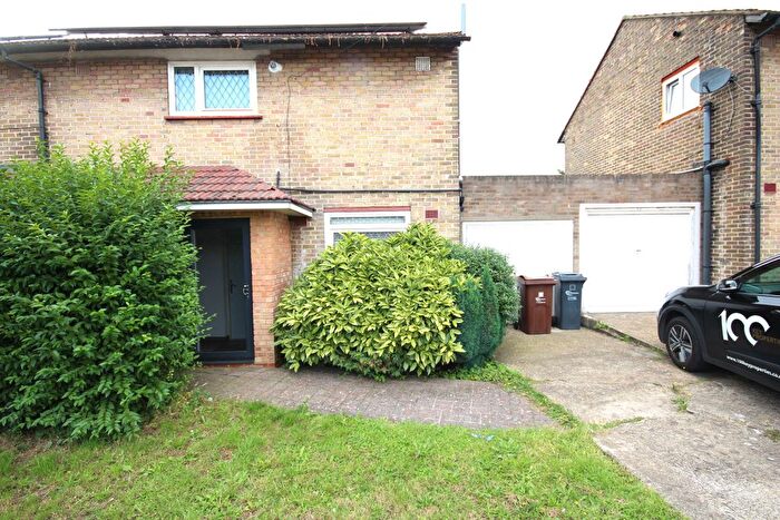 3 Bedroom Semi-Detached House To Rent In Frizlands Lane, Dagenham, RM10