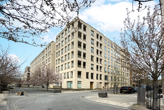 2 Bedroom Apartment To Rent In Barley Court, London, N4