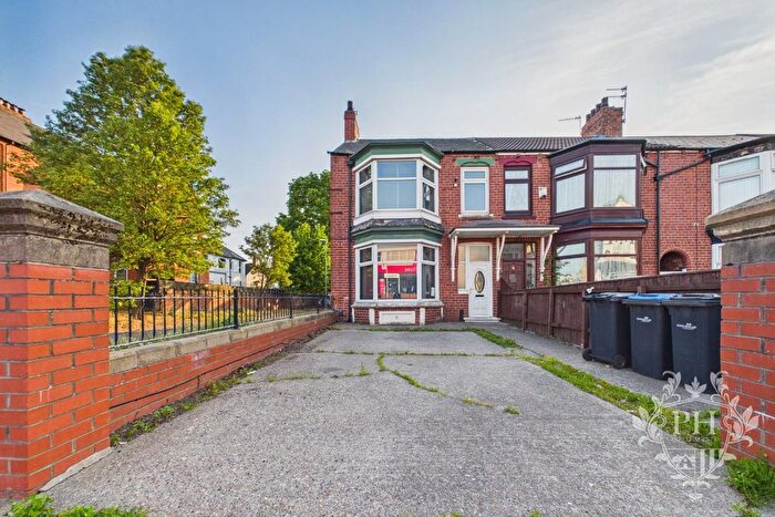 4 Bedroom End Of Terrace House For Sale In Marton Road, Middlesbrough, TS4