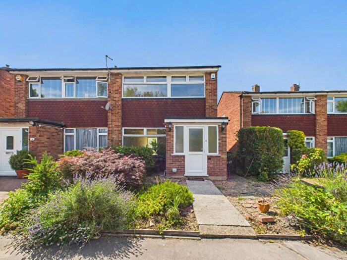 3 Bedroom Semi-Detached House For Sale In Overstone Gardens, Croydon, Surrey, CR0