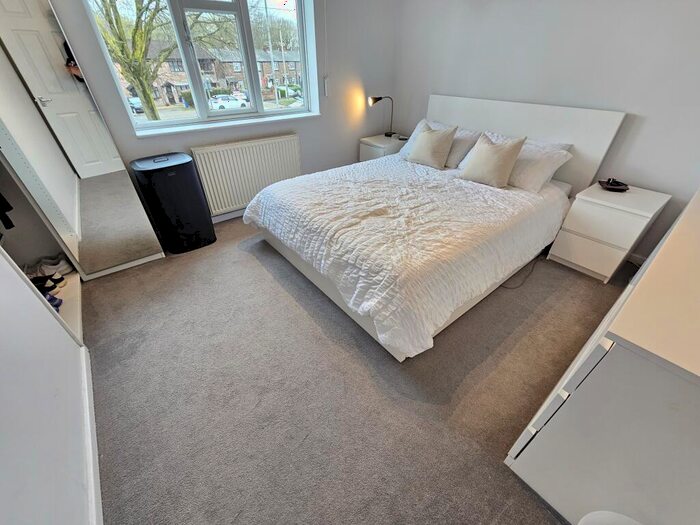 3 Bedroom Terraced House For Sale In Wythenshawe Road, Manchester, M23